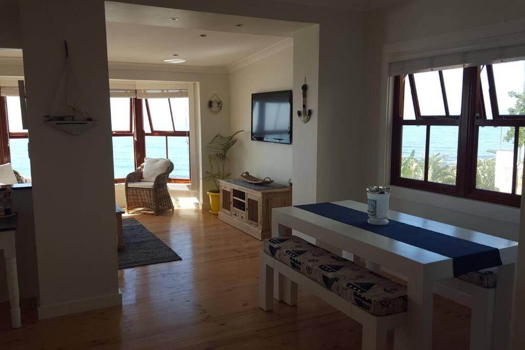 18 Steps - Seaside Cottage With Breathtaking Views Le Cap Extérieur photo