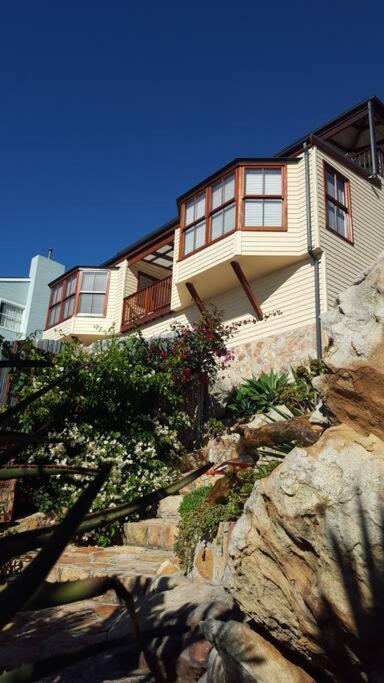 18 Steps - Seaside Cottage With Breathtaking Views Le Cap Extérieur photo